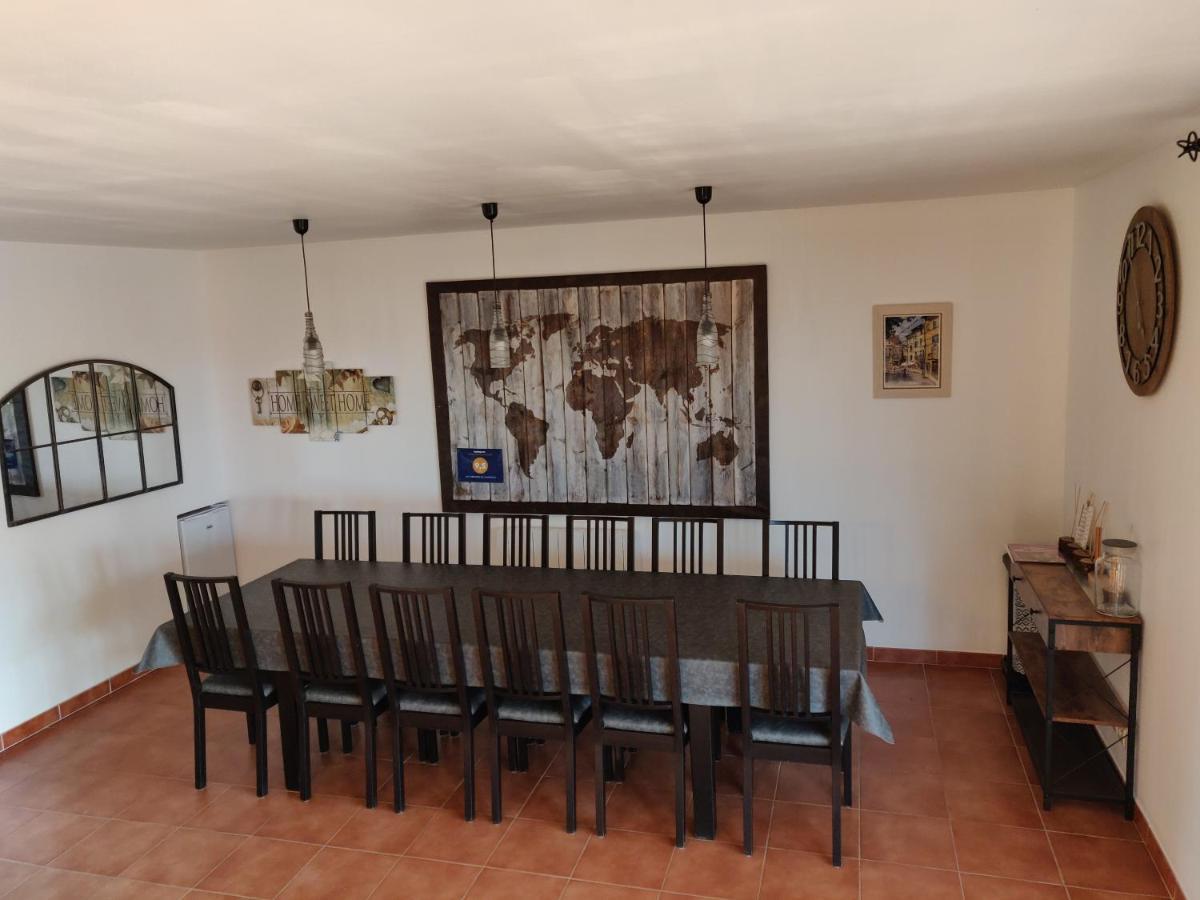 Les Terrasses De Valensole Bed & Breakfast Exterior photo